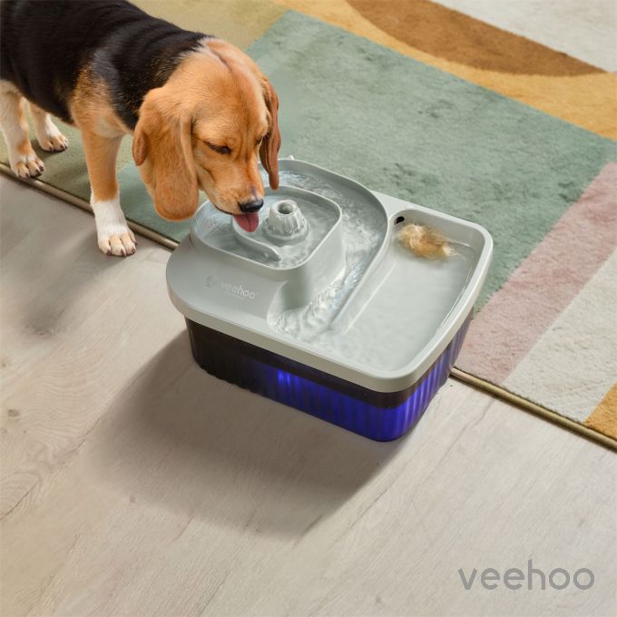 Veehoo 9L Plastic Dog Water Fountain